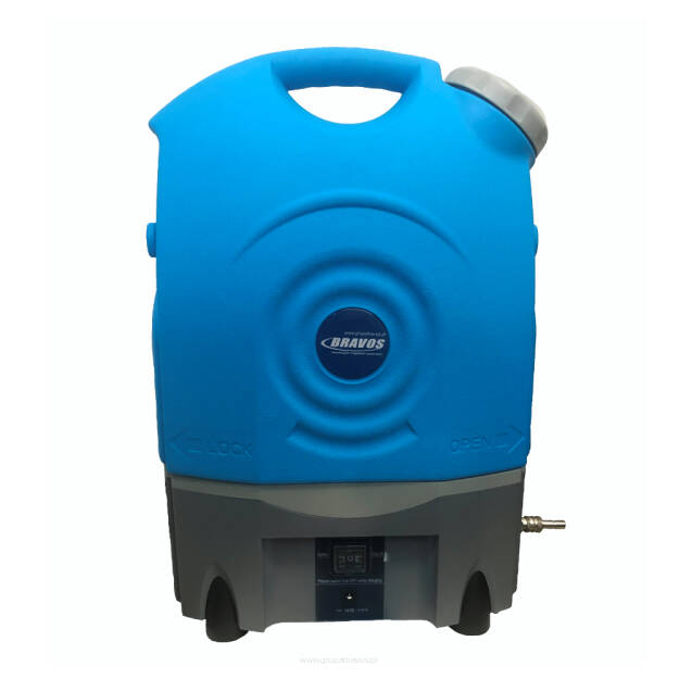FLO-12 ™ bateryjny przenośny system dostarczania wody / roztworu.