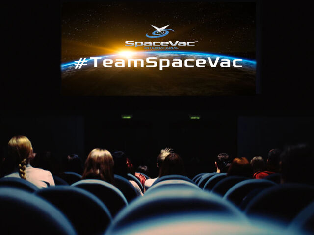 Czyszczenie obszarów trudno dostępnych w obiektach kultury ze SpaceVac